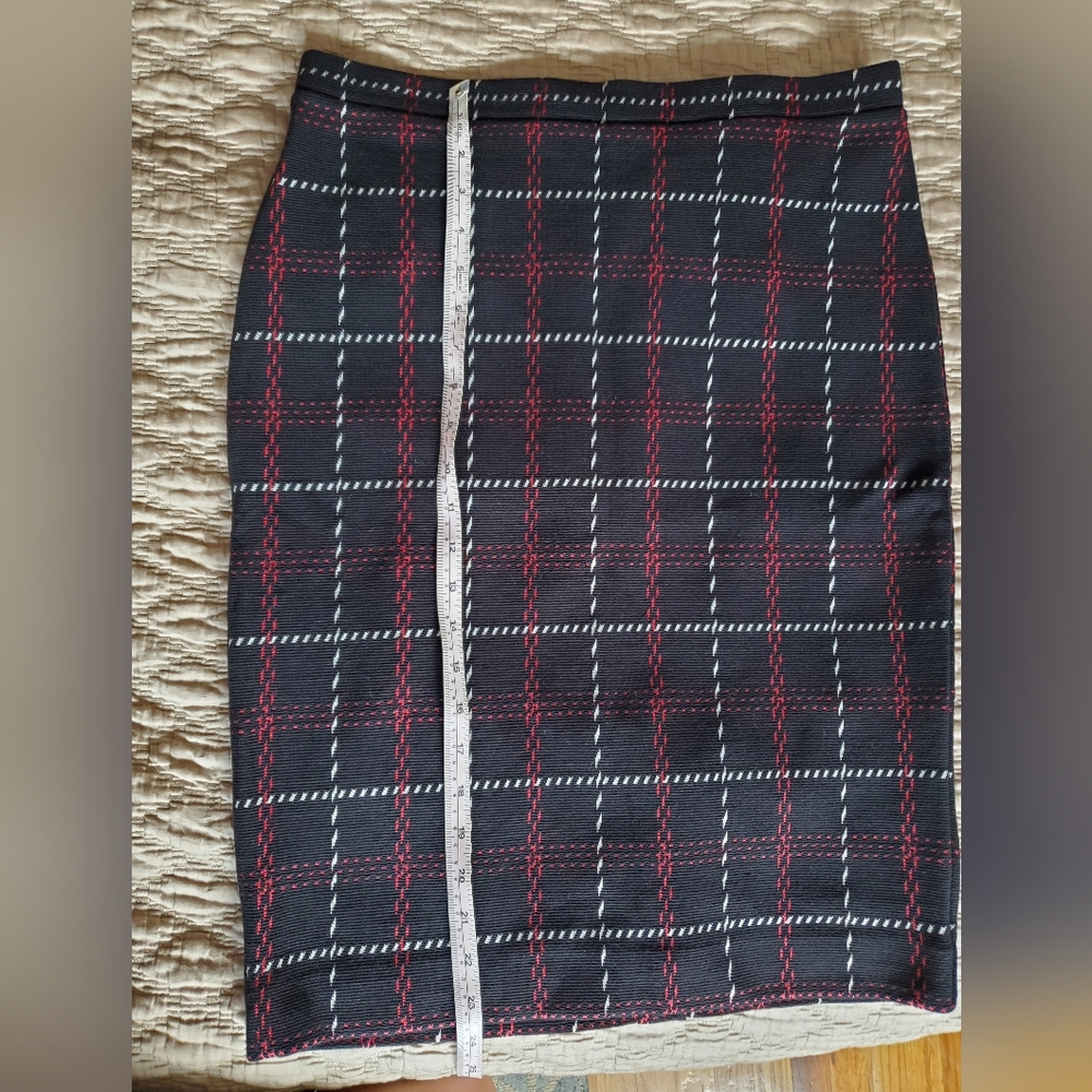 Ann Taylor Set short Sleeve Top and Skirt, black Plaid, Medium NWT - Picture 12 of 12